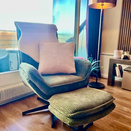 Premium Apartment-ostseepur-inklusive Parkplatz-wlan-strand-und Citynaehe * Timmendorfer Strand