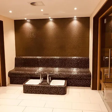 Premium Apartment-ostseepur-inklusive Parkplatz-wlan-strand-und Citynaehe Apartamento